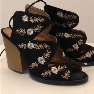 Black floral wedges